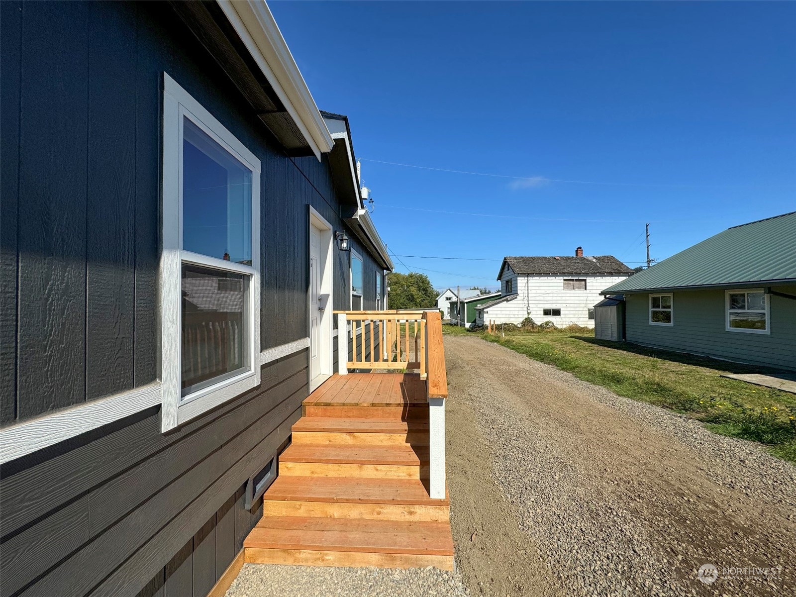 36 7th Street Property Photo 2