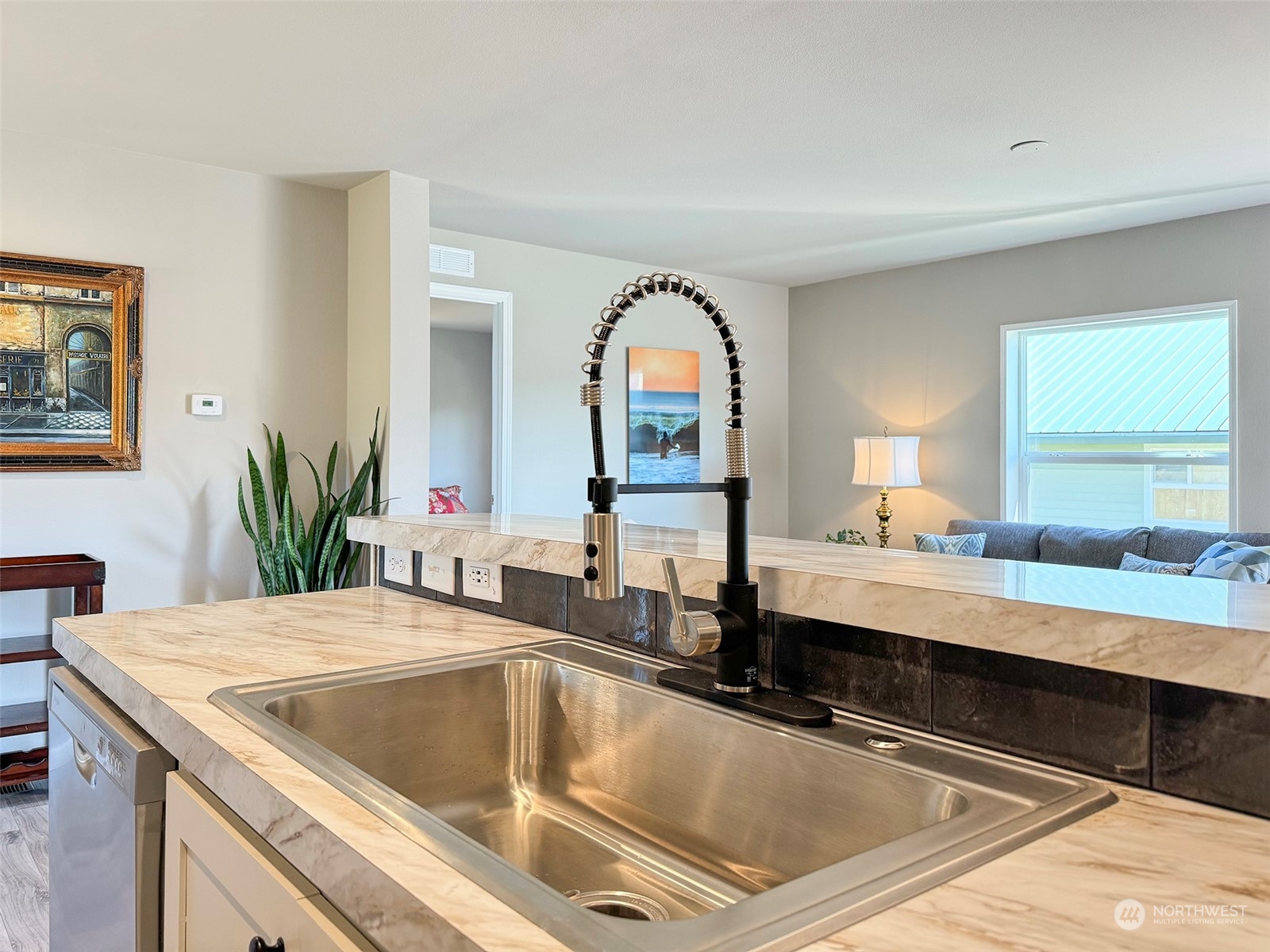 36 7th Street Property Photo 10