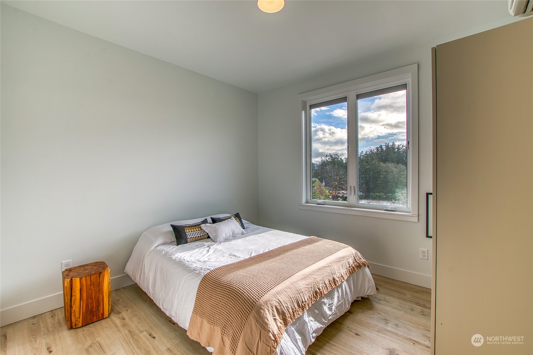 231 Madrona Street 2 Property Photo 18