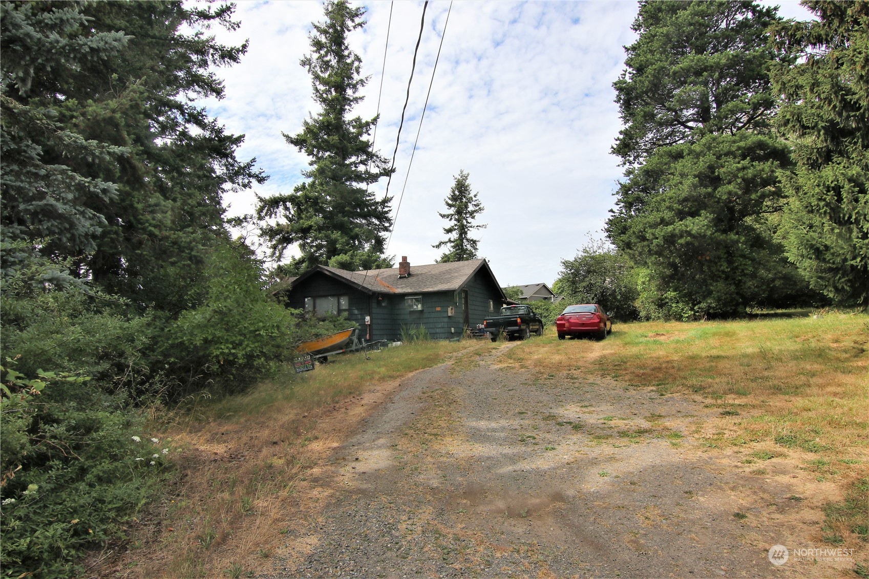 708 Kirkview Place Property Photo 4