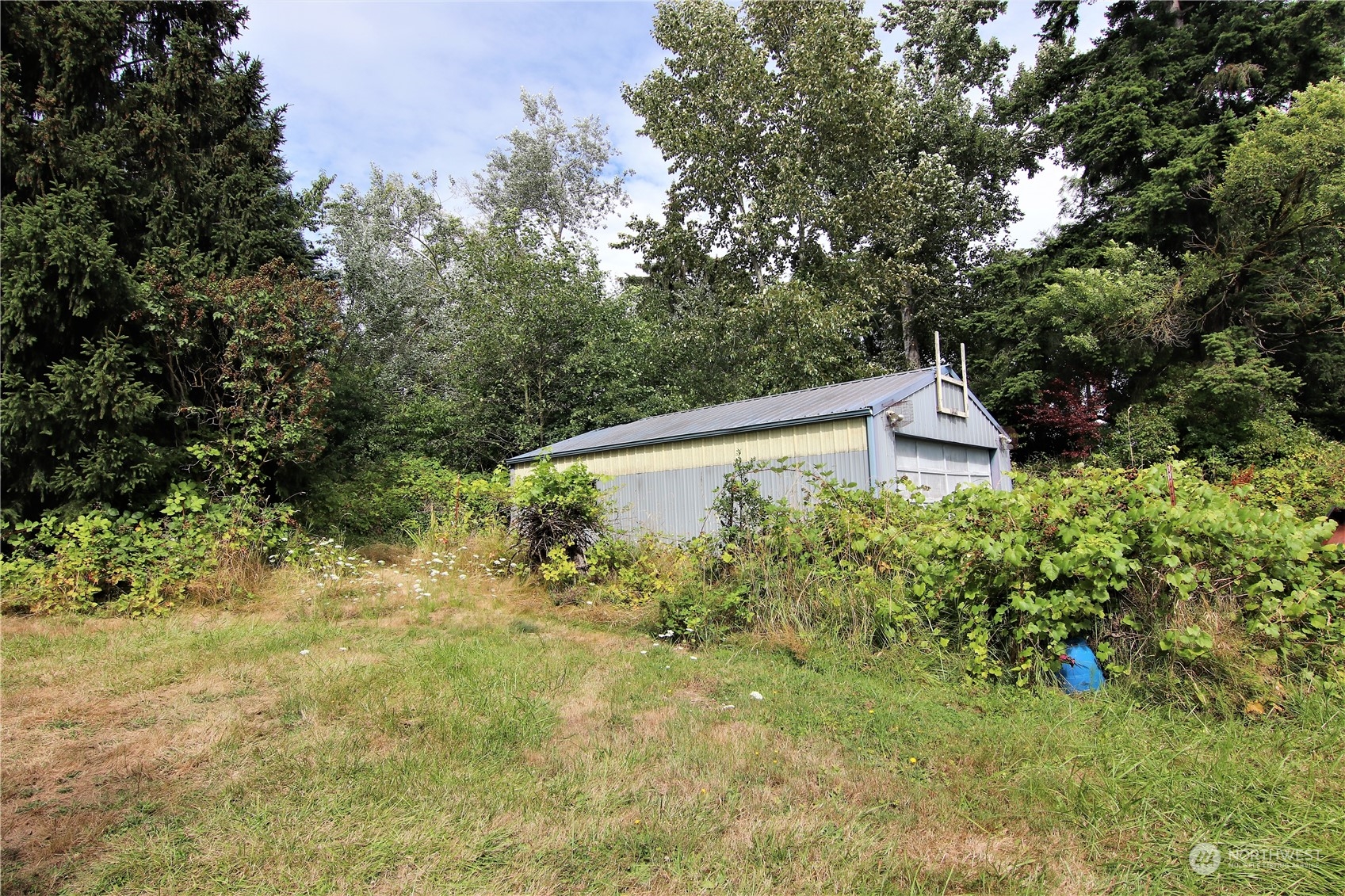 708 Kirkview Place Property Photo 6