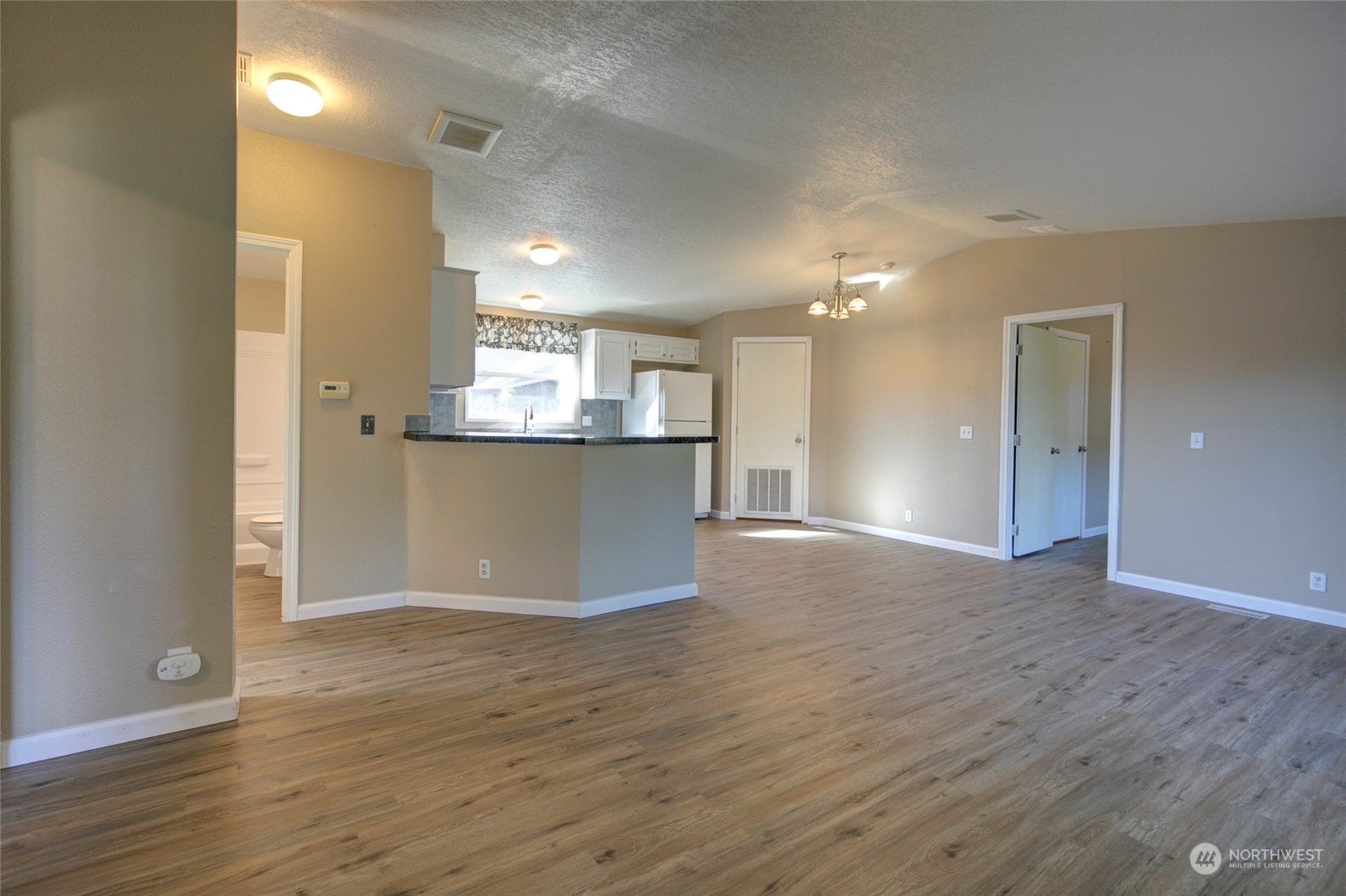 384 N Razor Clam Drive Property Photo 5