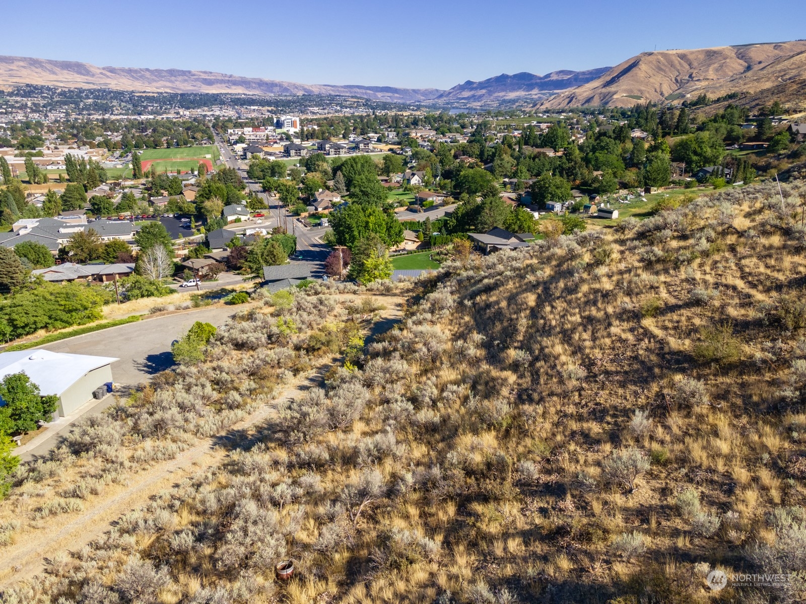 1 Nna Skyline Drive Property Photo 3