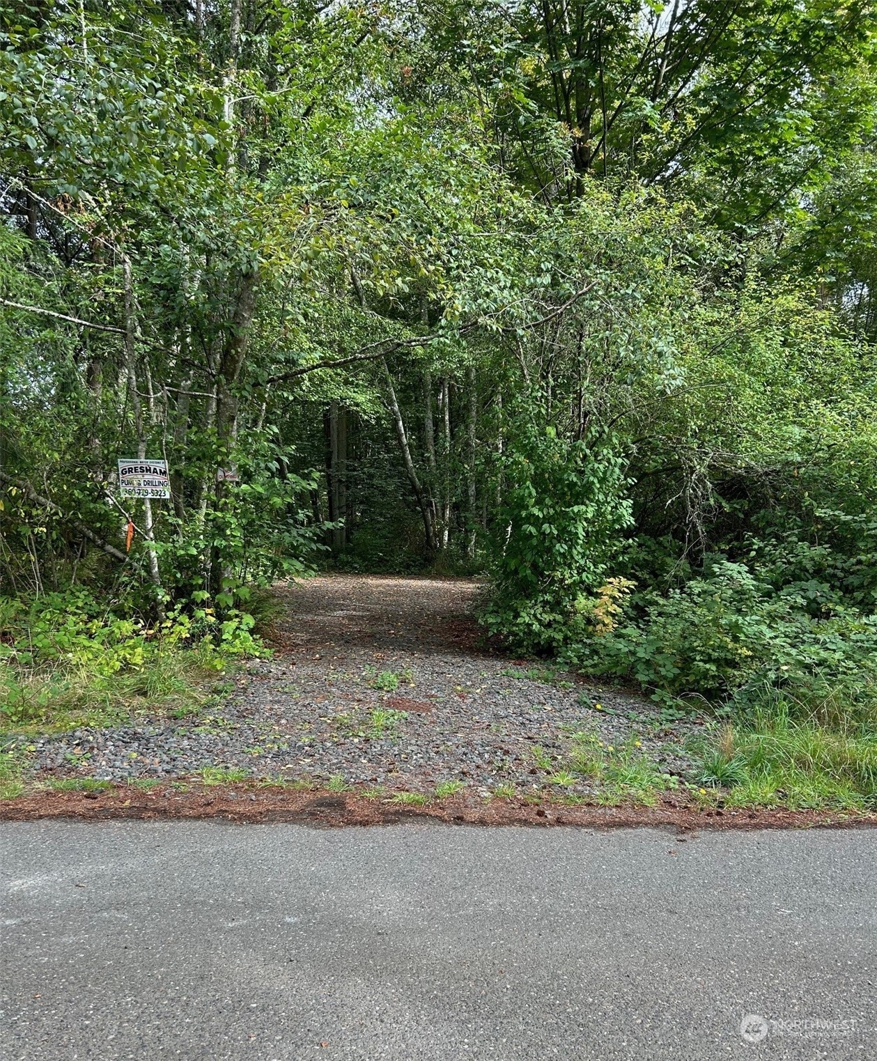 22978 Seatter Road Property Photo 3