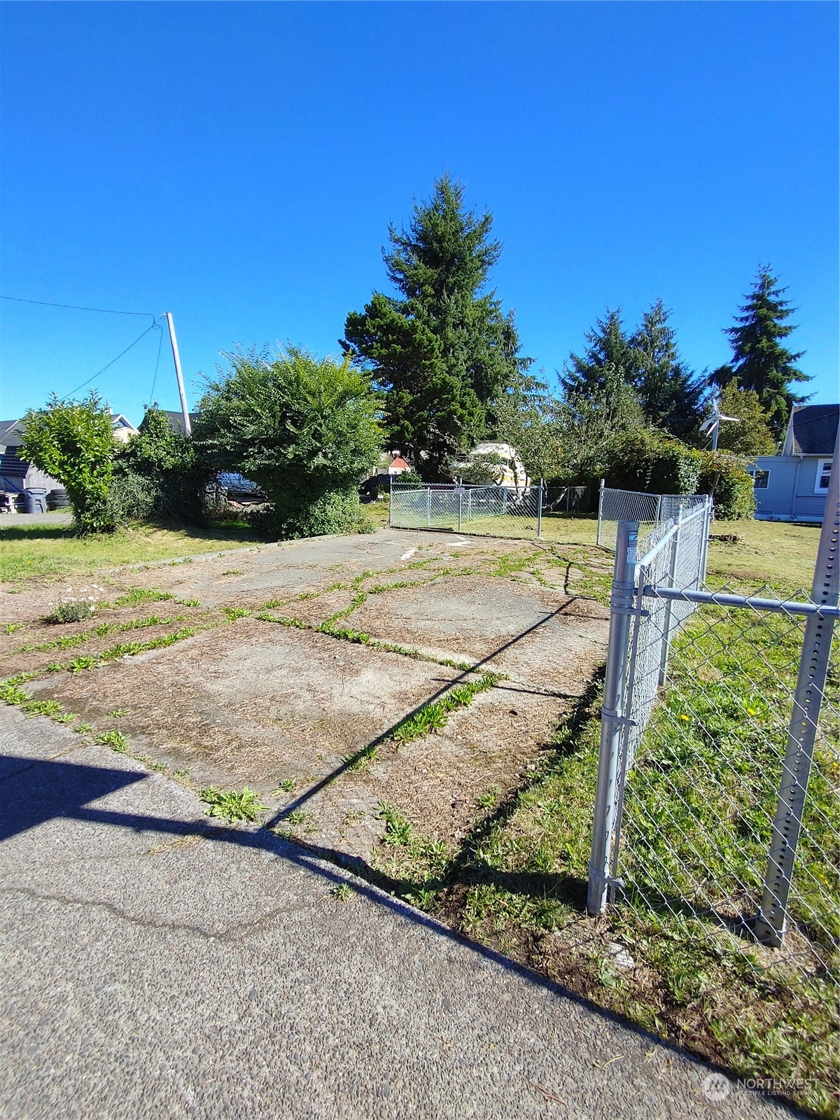 400 Lincoln/ Chenault Street Property Photo 9