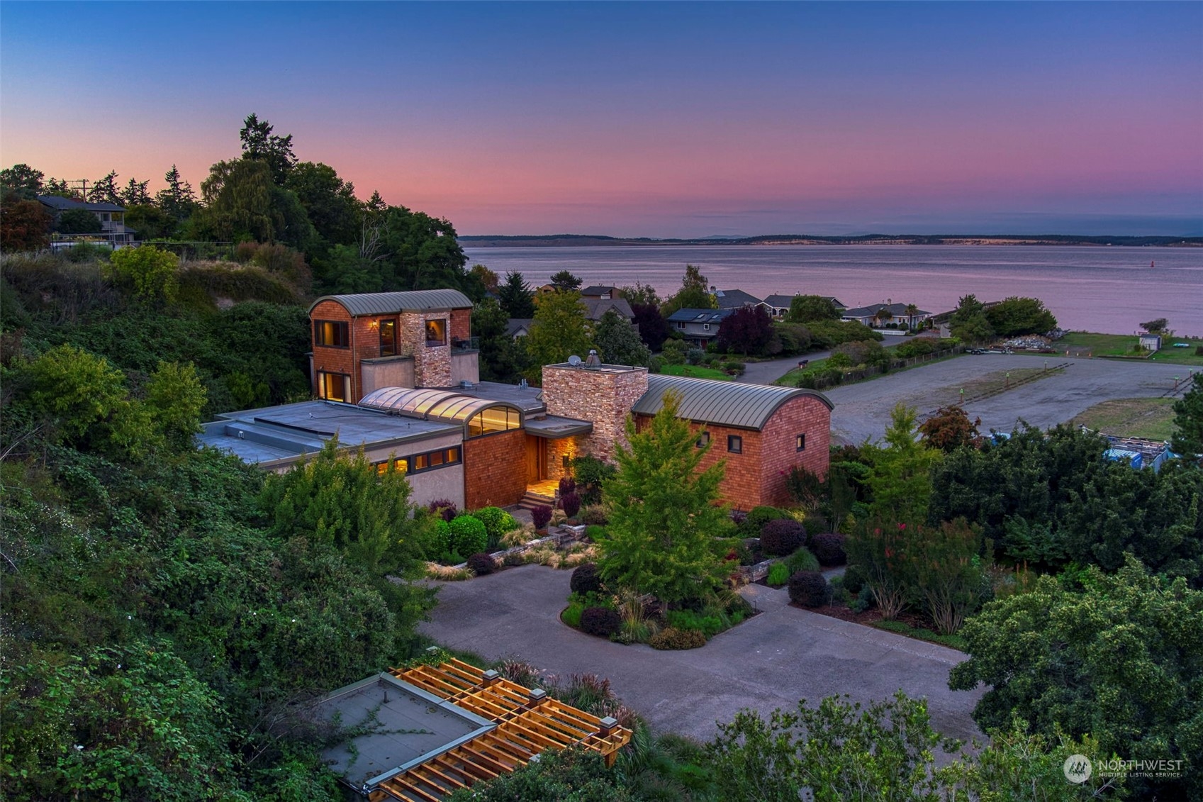 537 Jackson Street Property Photo