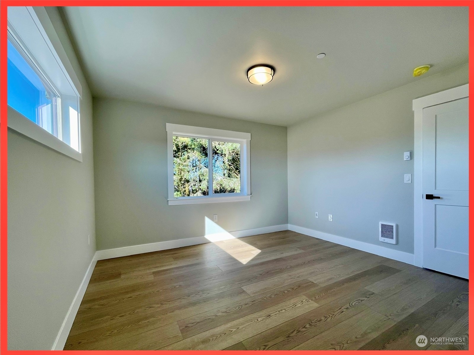 891 Minard Avenue Property Photo 22