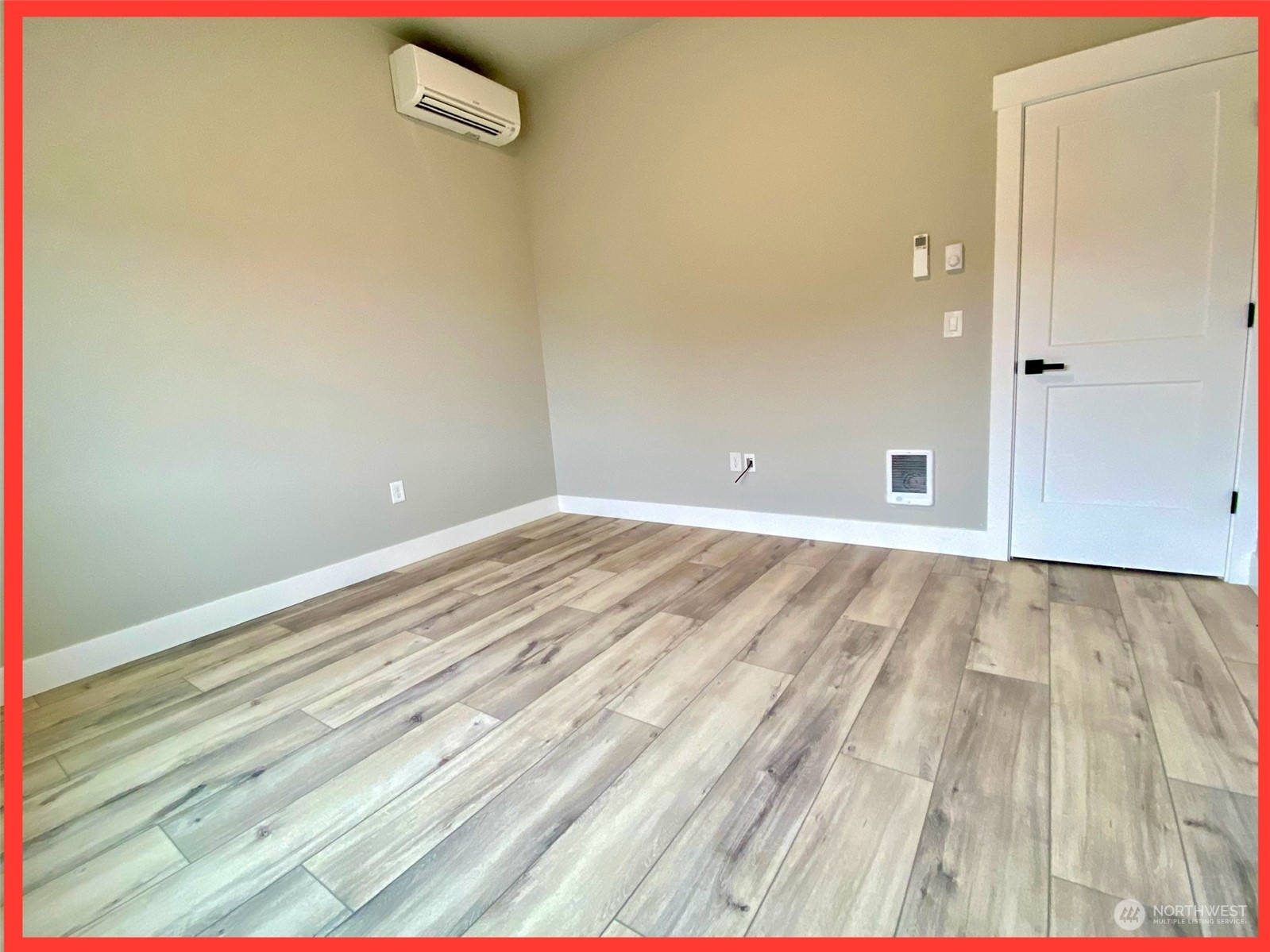 891 Minard Avenue Property Photo 36
