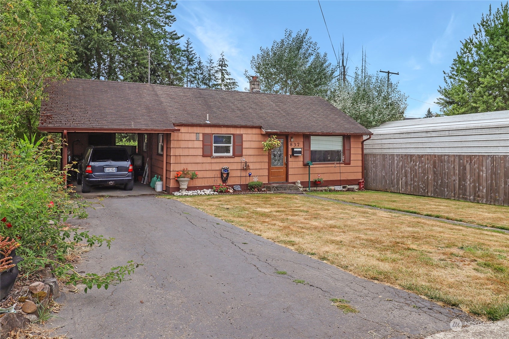837 Nw Duffy Street Property Photo 1