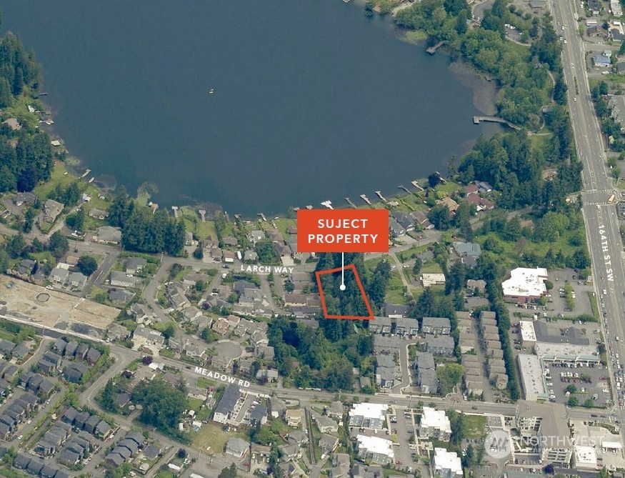 16126 Larch Way Property Photo 2
