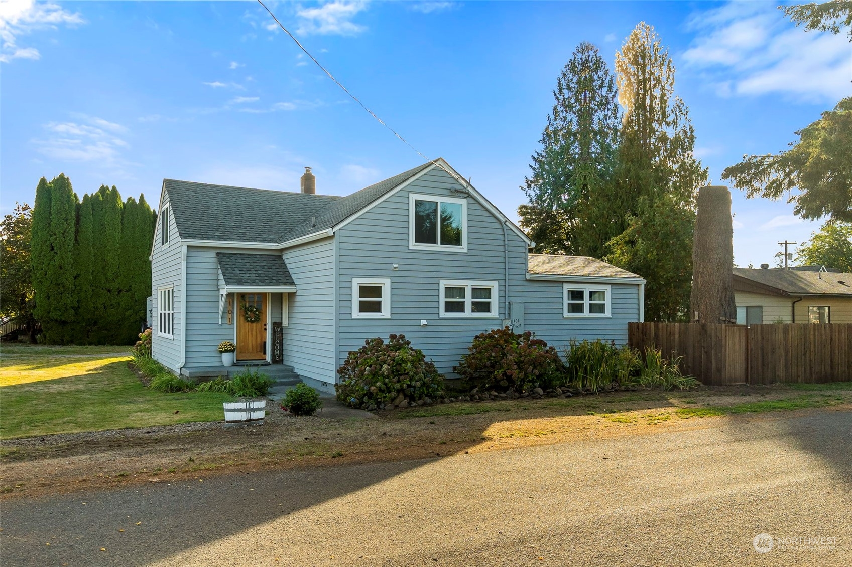 101 Pine Street Property Photo