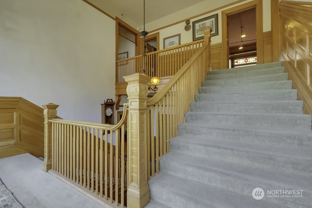 401 Broadway Property Photo 14