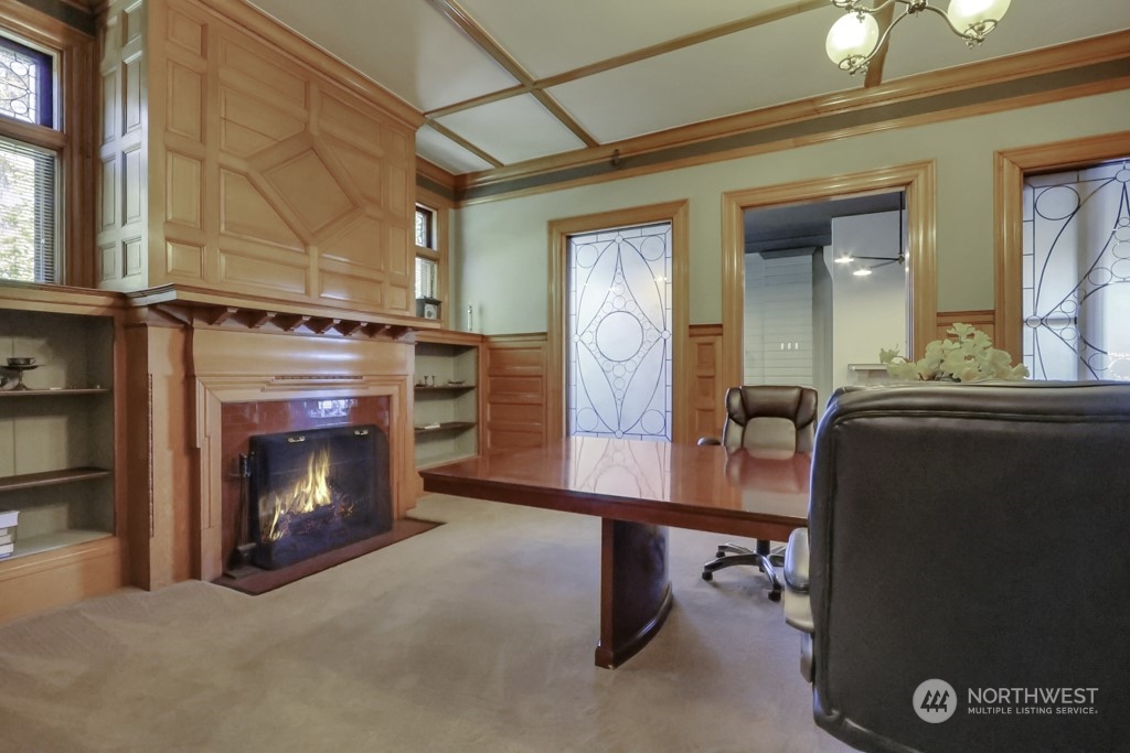 401 Broadway Property Photo 15