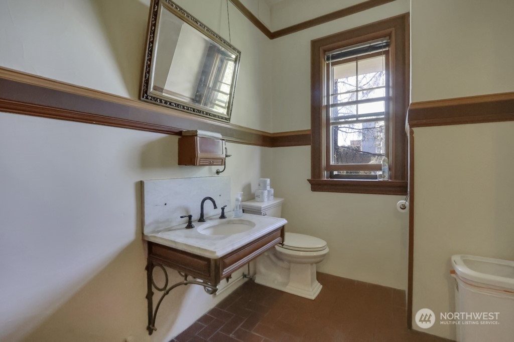 401 Broadway Property Photo 21