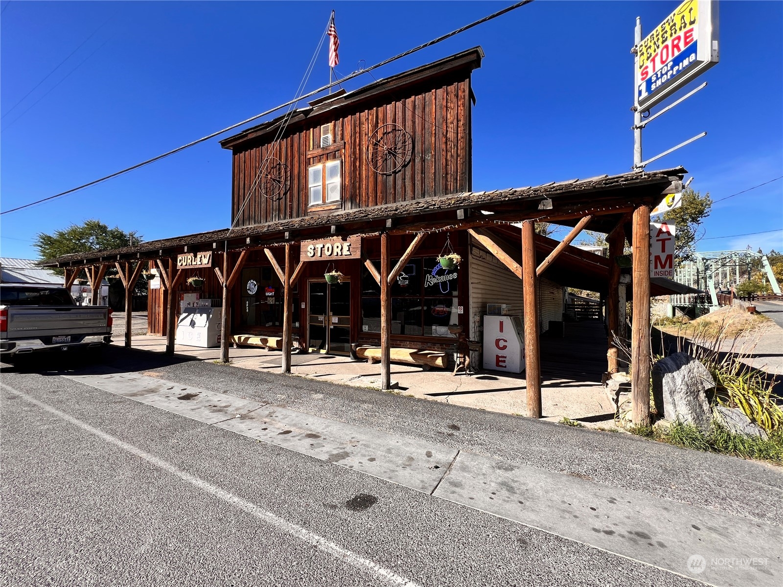 2 River Street Property Photo