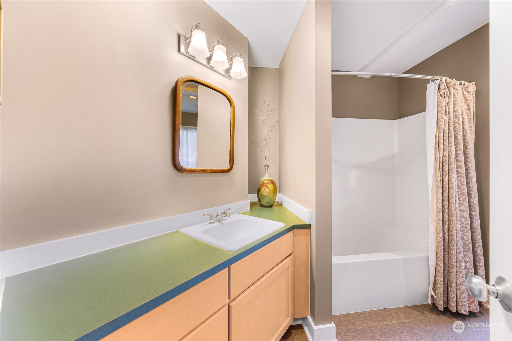 2333 Tuttle Lane Property Photo 19