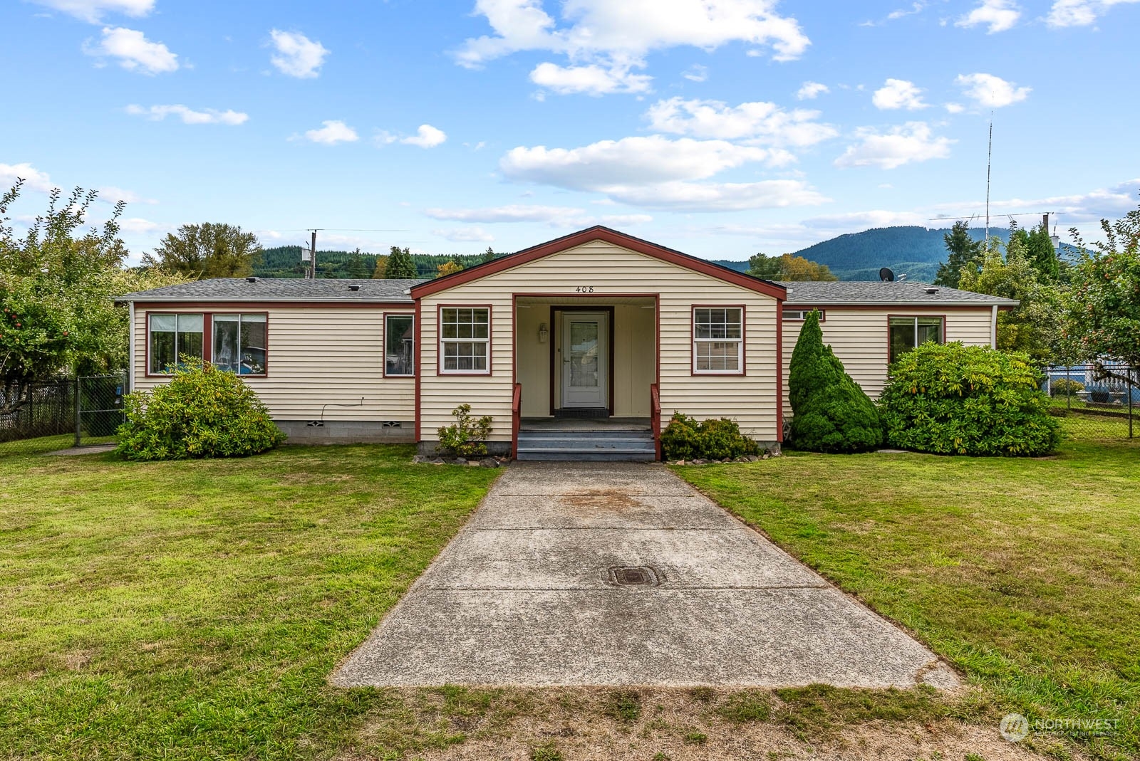 408 Jackson Street Property Photo