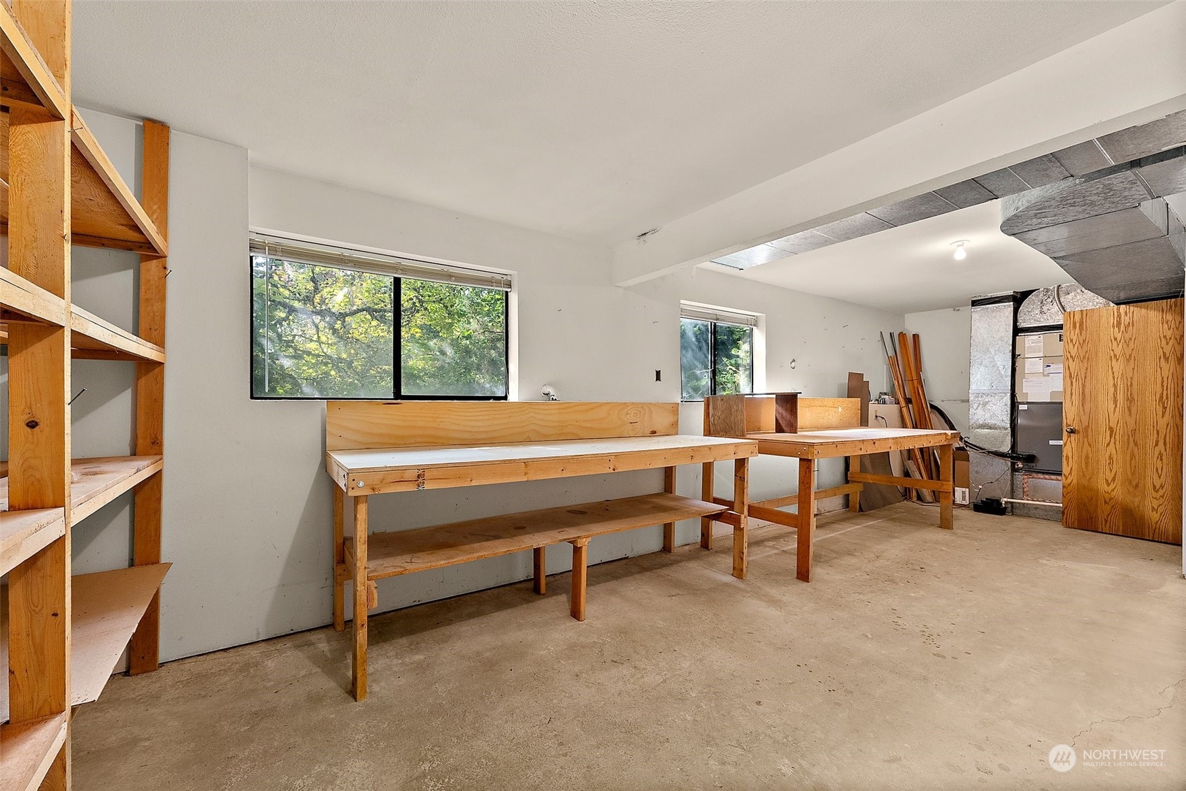 11411 Woodland Ave E Property Photo 25