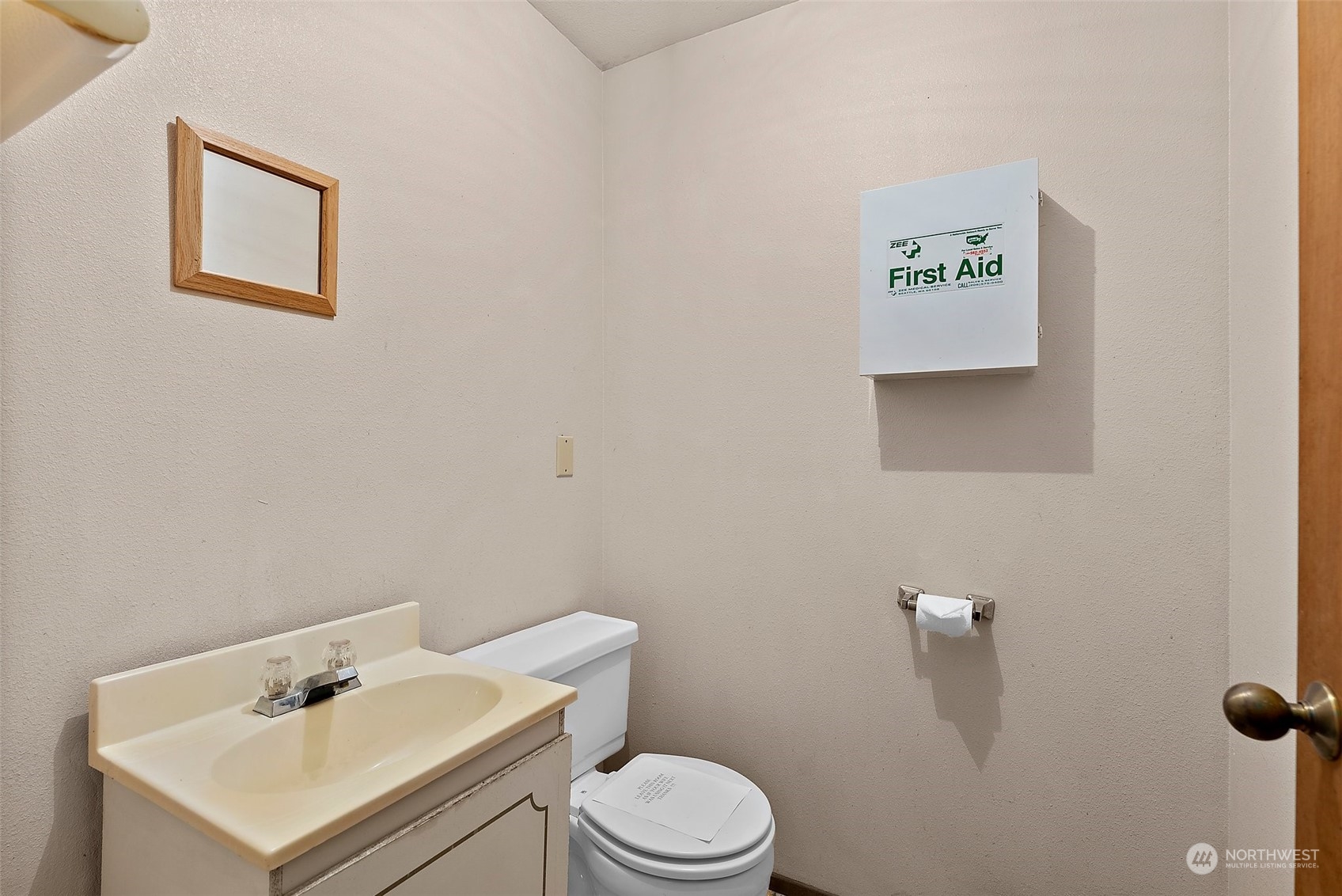 11411 Woodland Ave E Property Photo 29