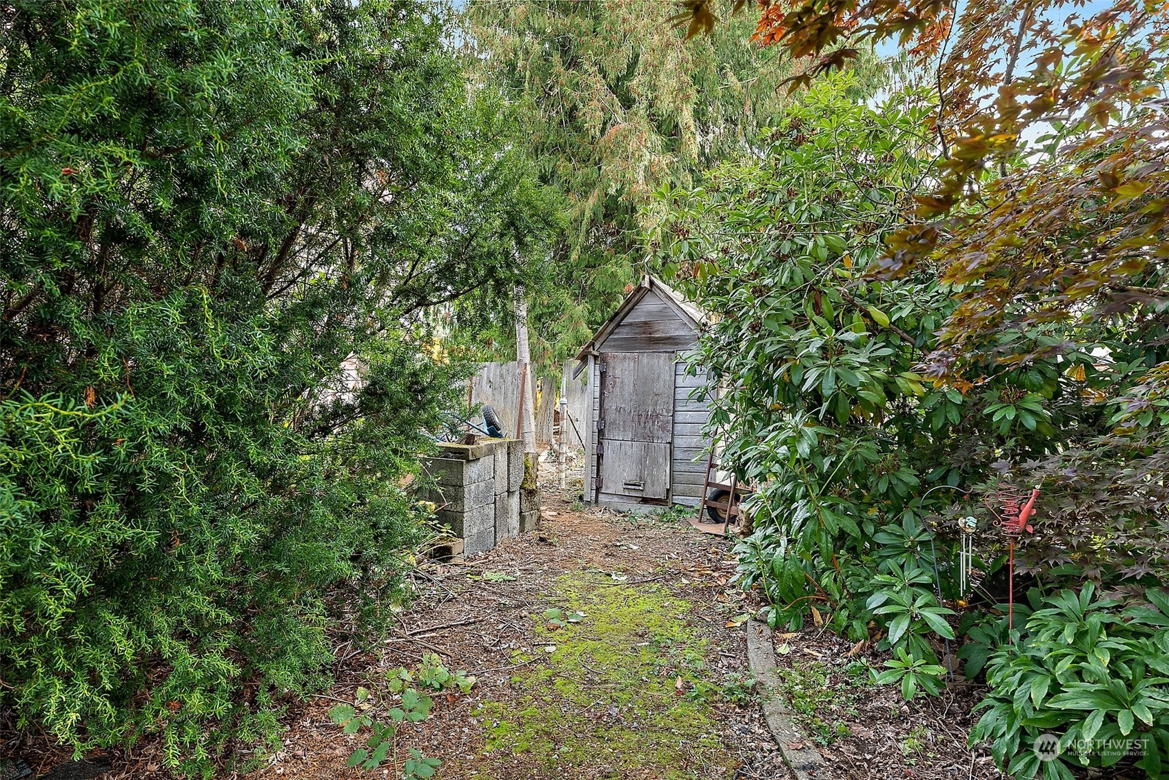 11411 Woodland Ave E Property Photo 30