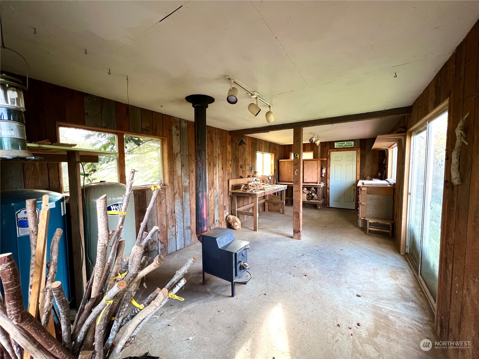 11411 Woodland Ave E Property Photo 36