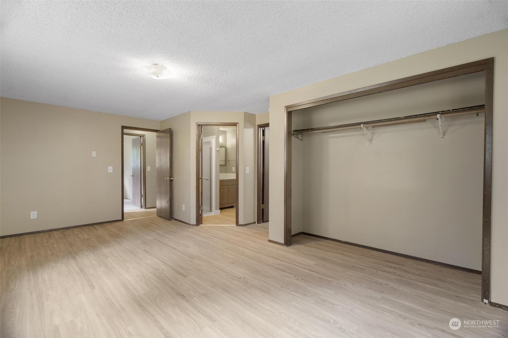 8602 Pacific Avenue Property Photo 17