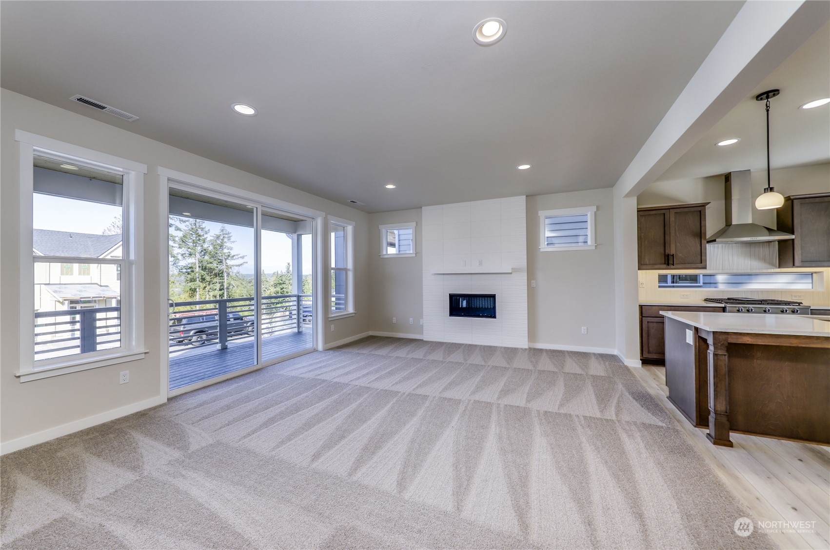 10992 Deer Trail Lane Property Photo 7