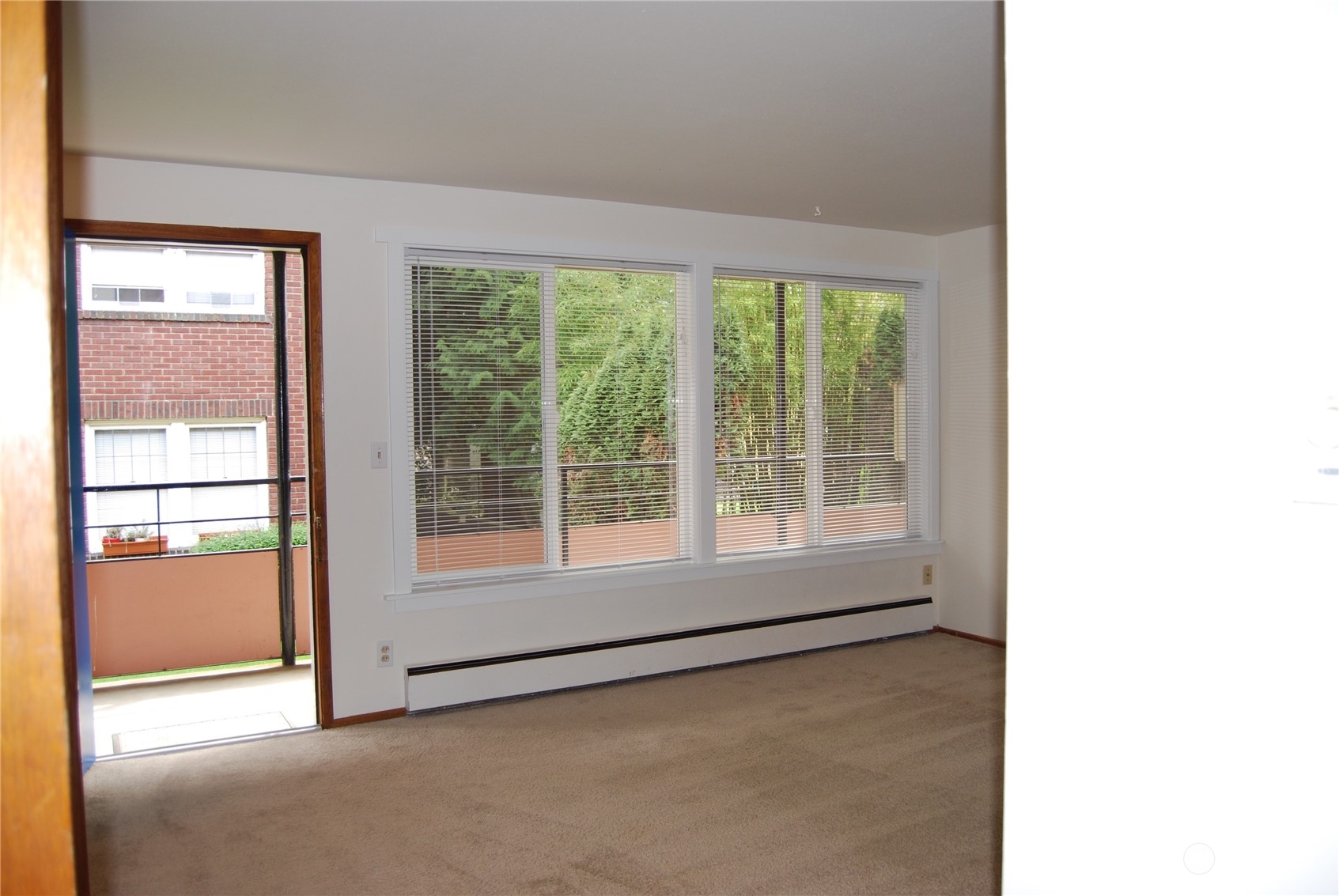 4411 Corliss Avenue Property Photo 13
