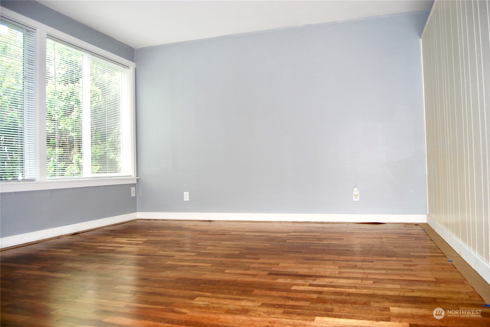 4411 Corliss Avenue Property Photo 24