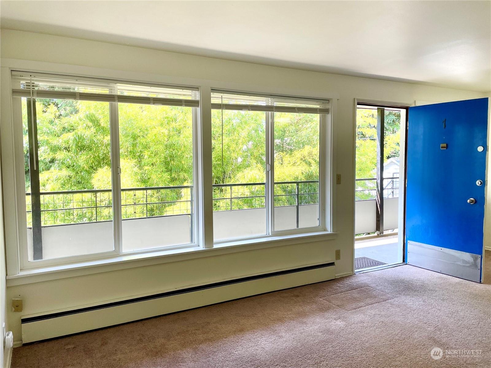4411 Corliss Avenue Property Photo 28
