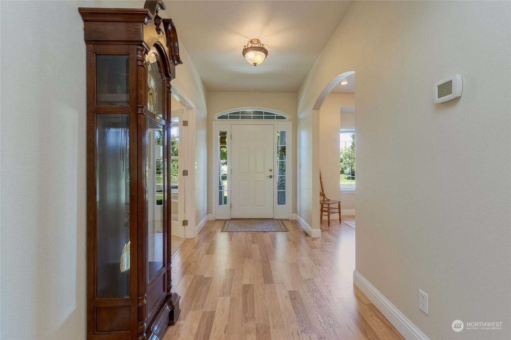1658 Greenbriar Drive Property Photo 5
