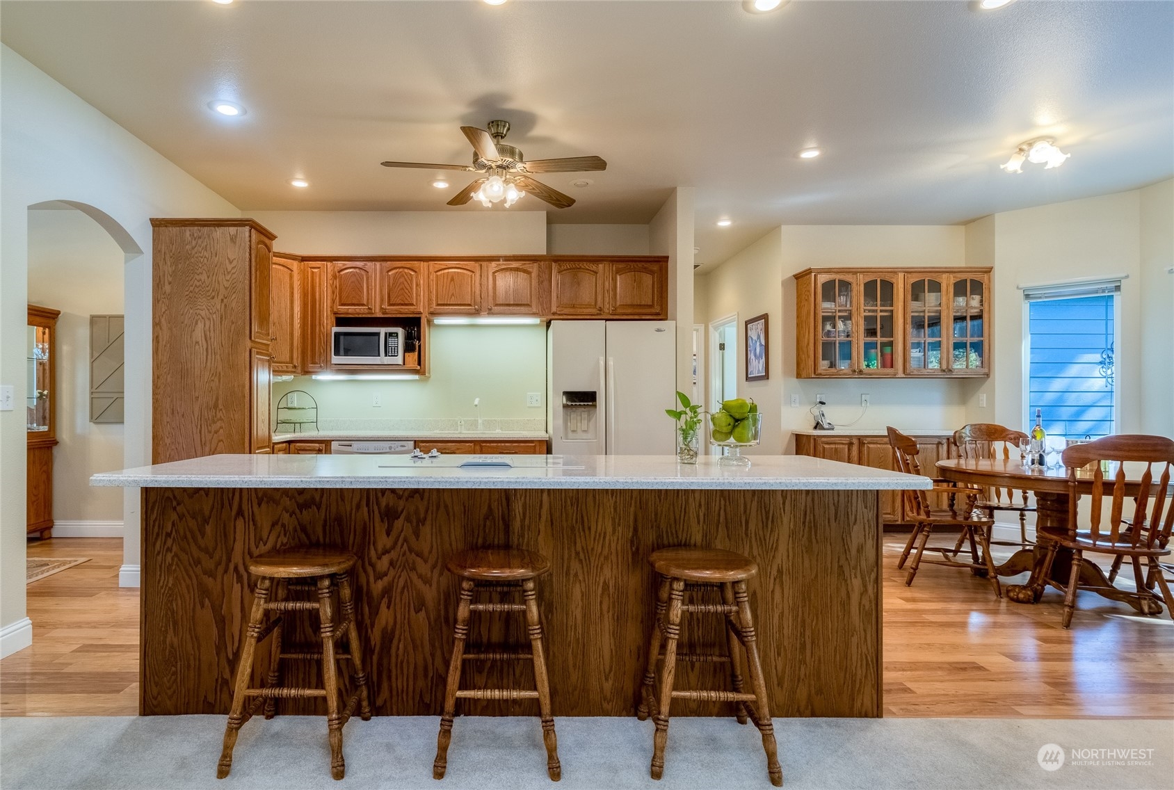 1658 Greenbriar Drive Property Photo 11
