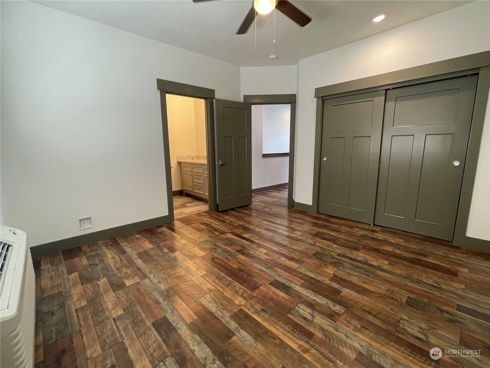 1680 S Methow Street Property Photo 25
