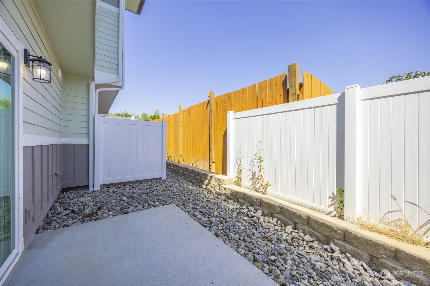 1680 S Methow Street Property Photo 31