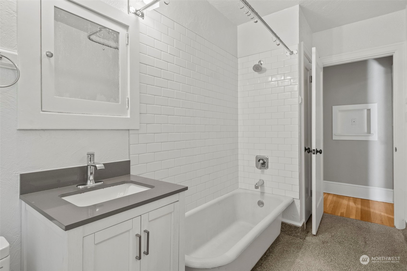 720 6th Avenue 106 Property Photo 10