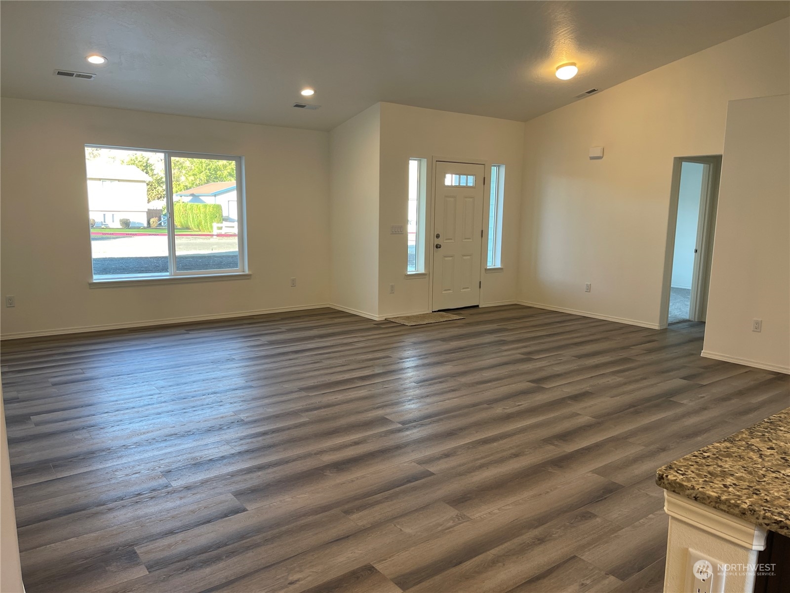 1507 S 5th Street Property Photo 5