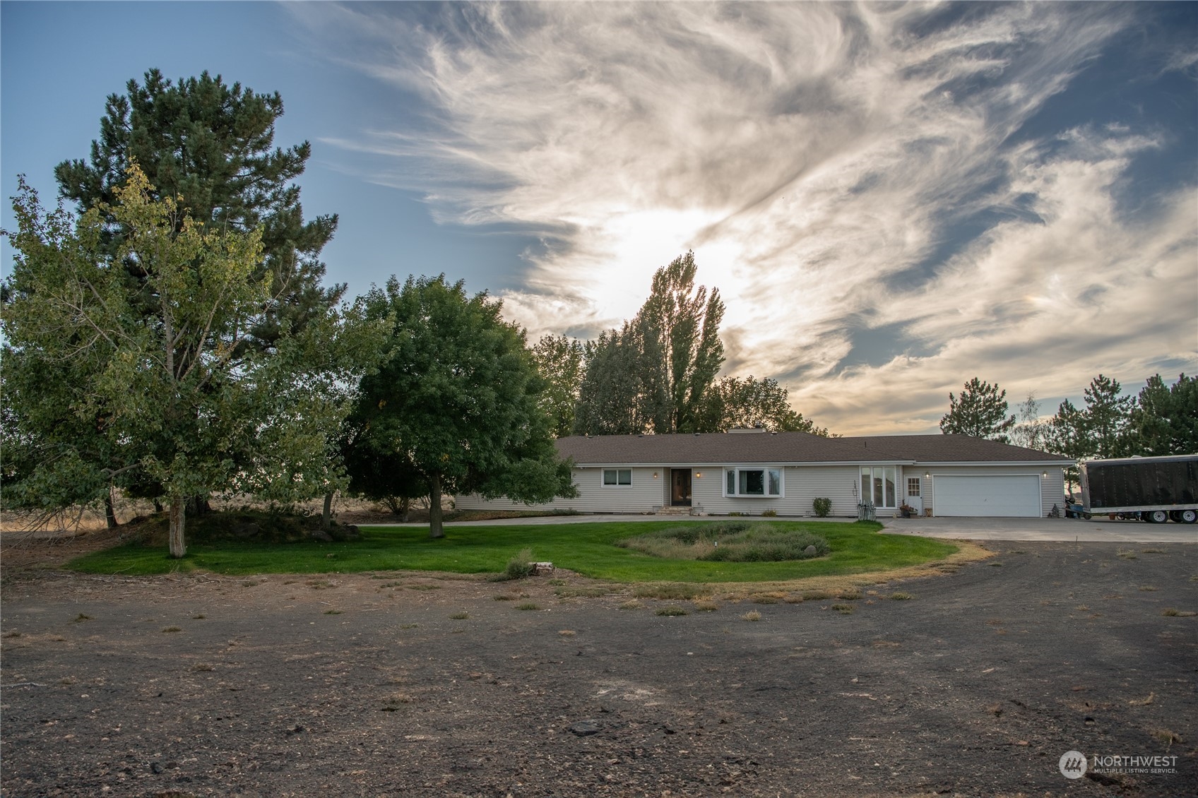 14114 Airway Drive Property Photo