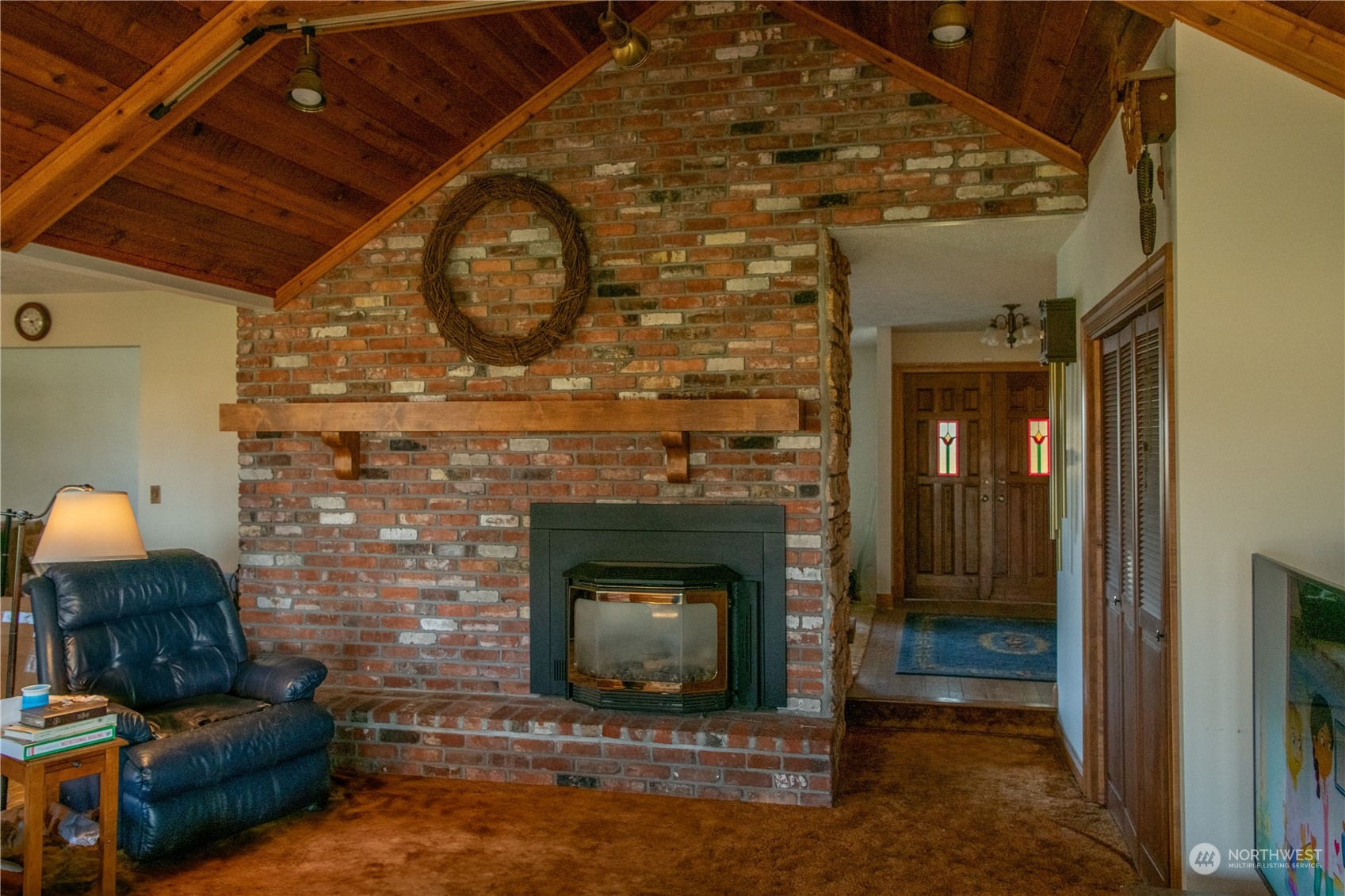 14114 Airway Drive Property Photo 13