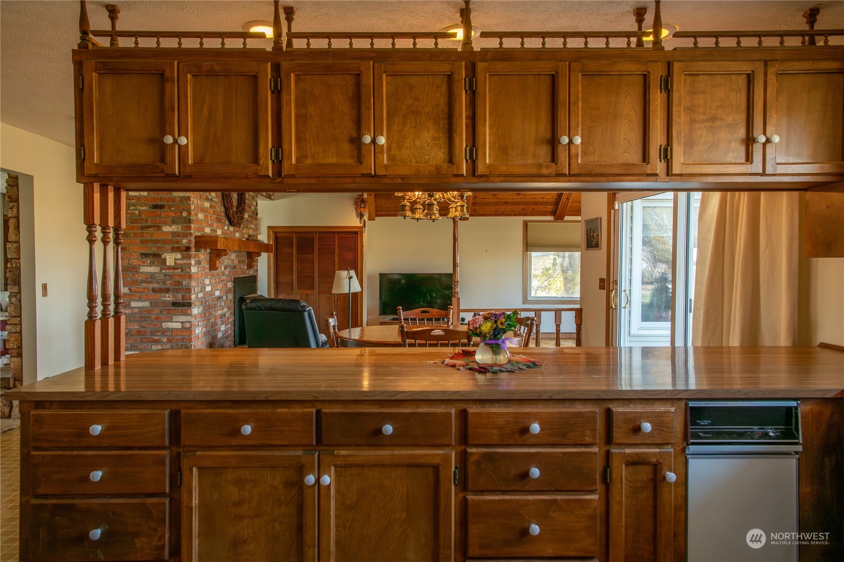 14114 Airway Drive Property Photo 20