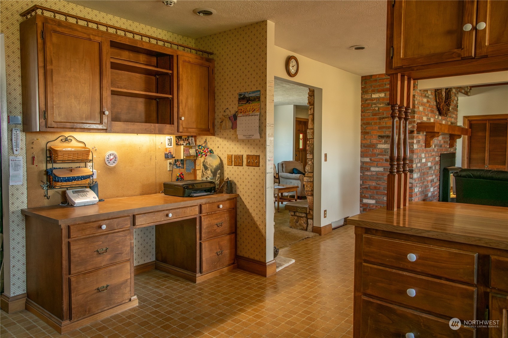 14114 Airway Drive Property Photo 21