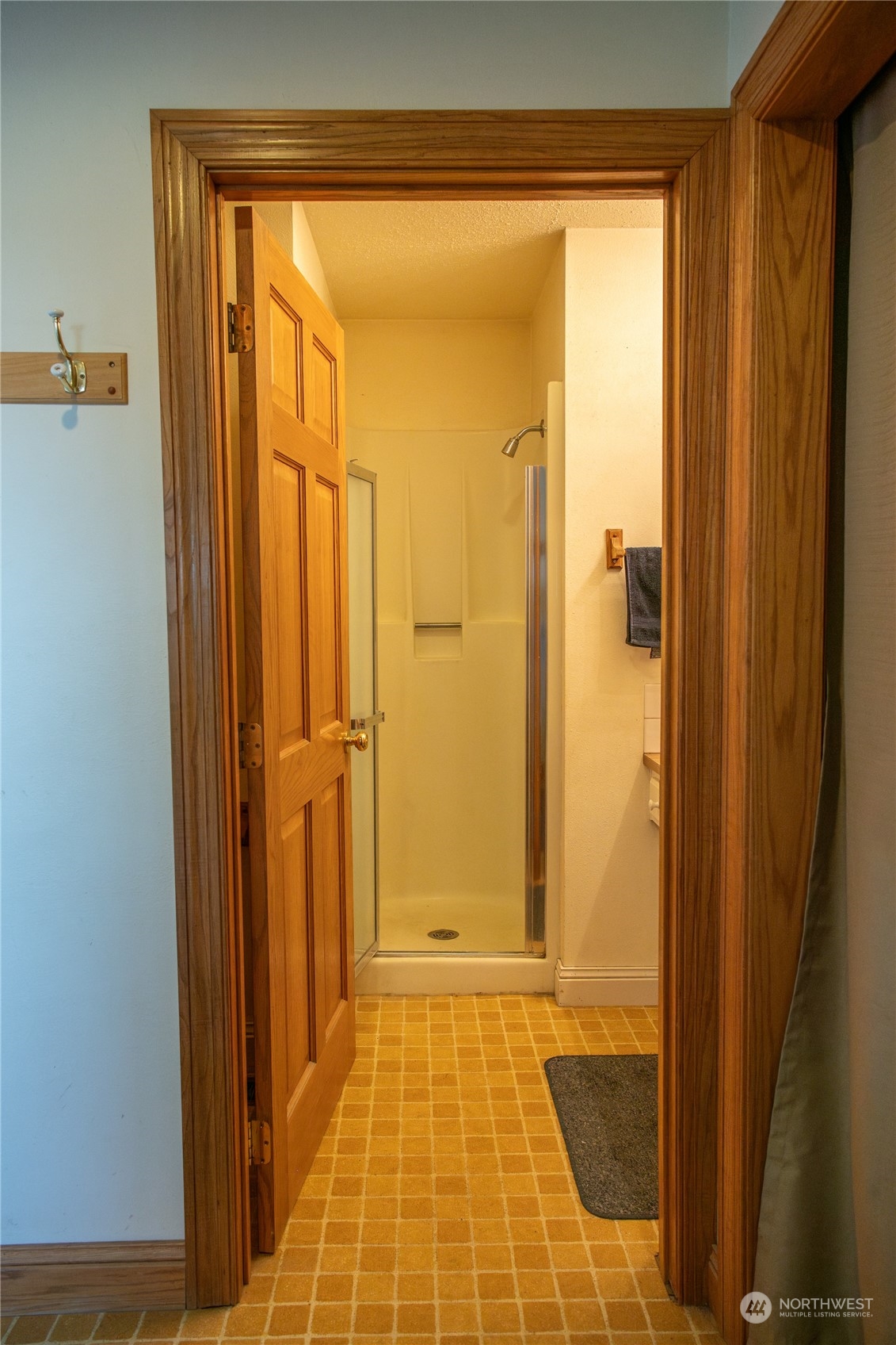14114 Airway Drive Property Photo 24