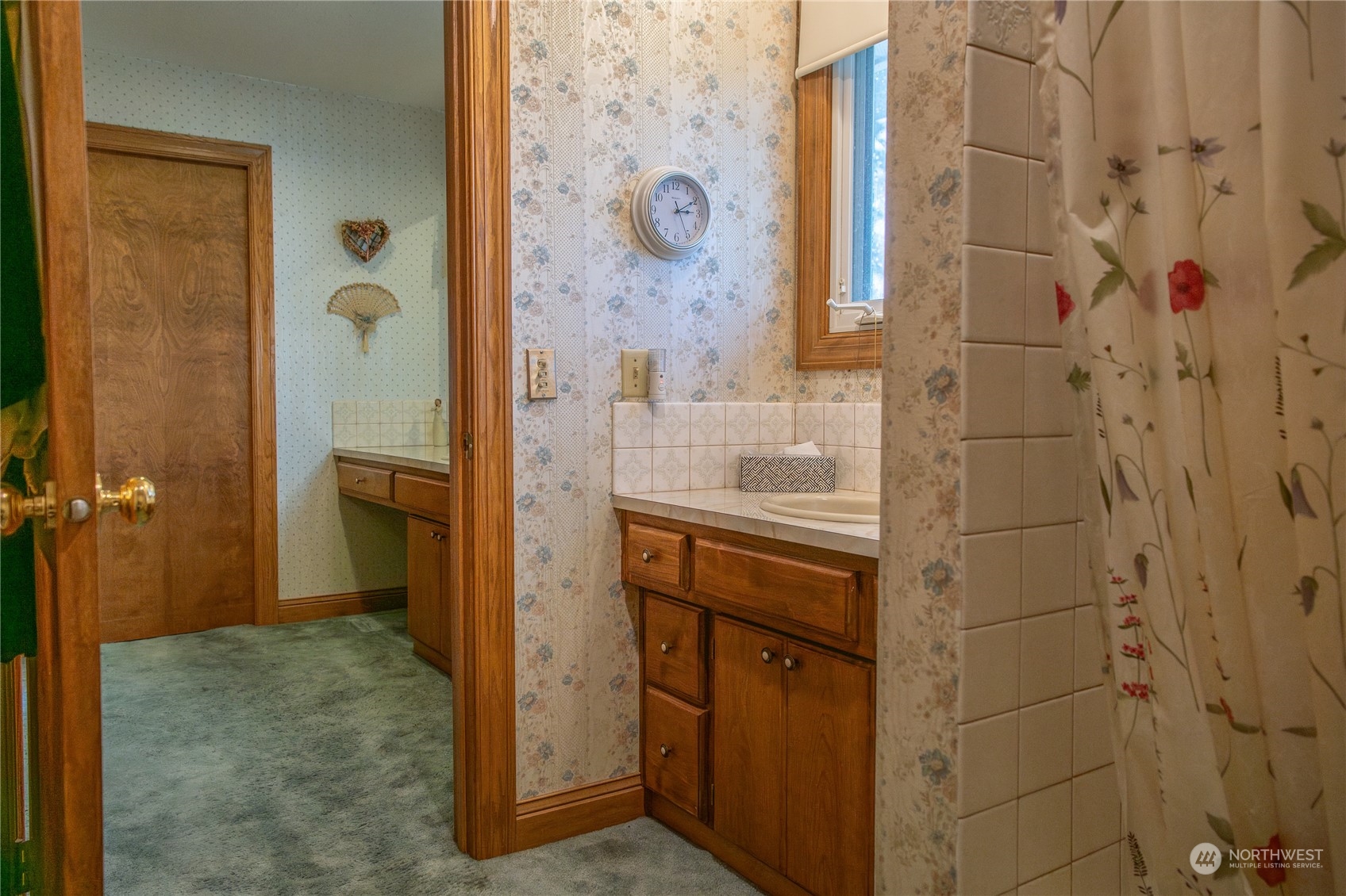 14114 Airway Drive Property Photo 39