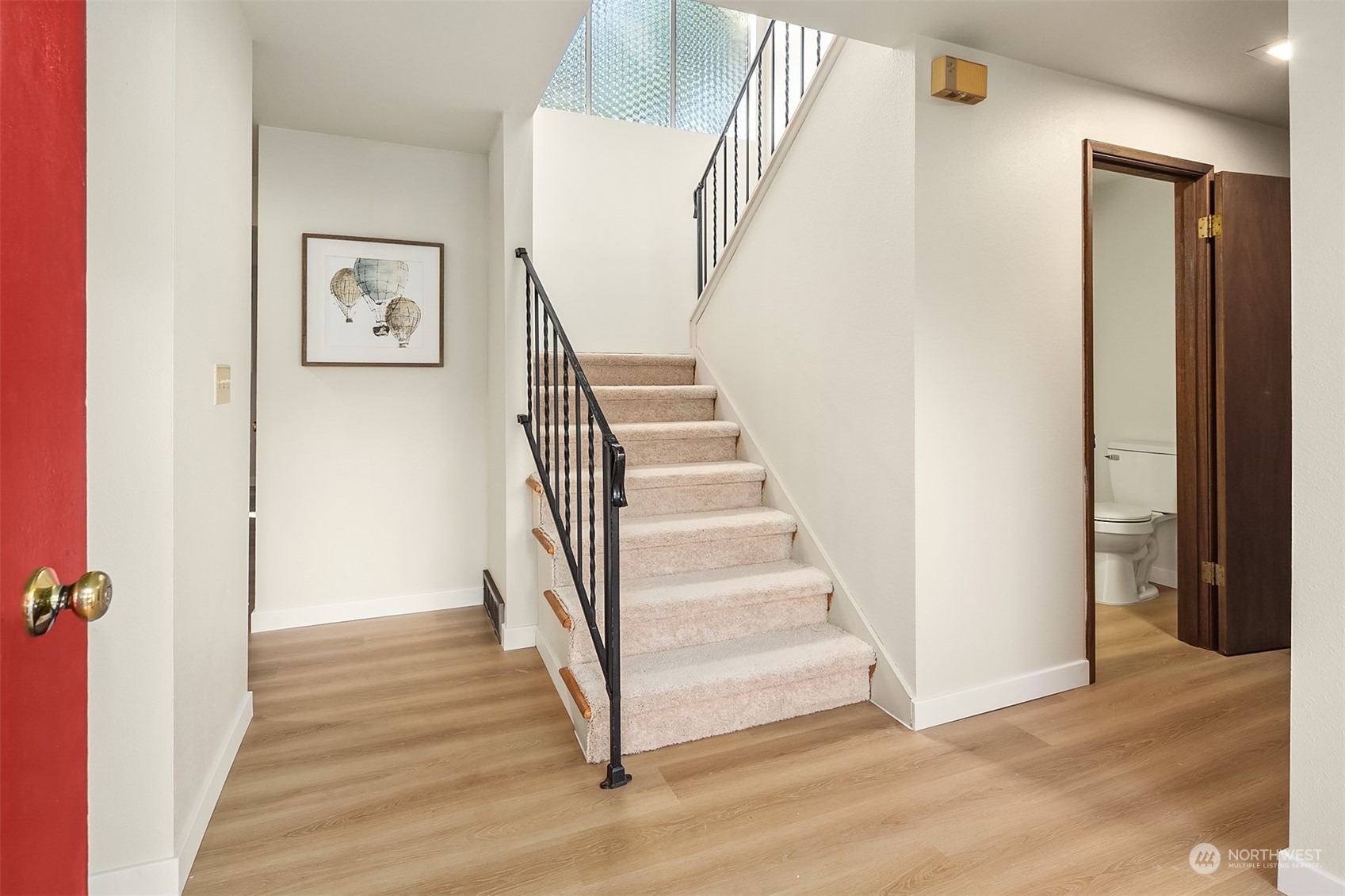 16017 Wallingford Avenue Property Photo 2