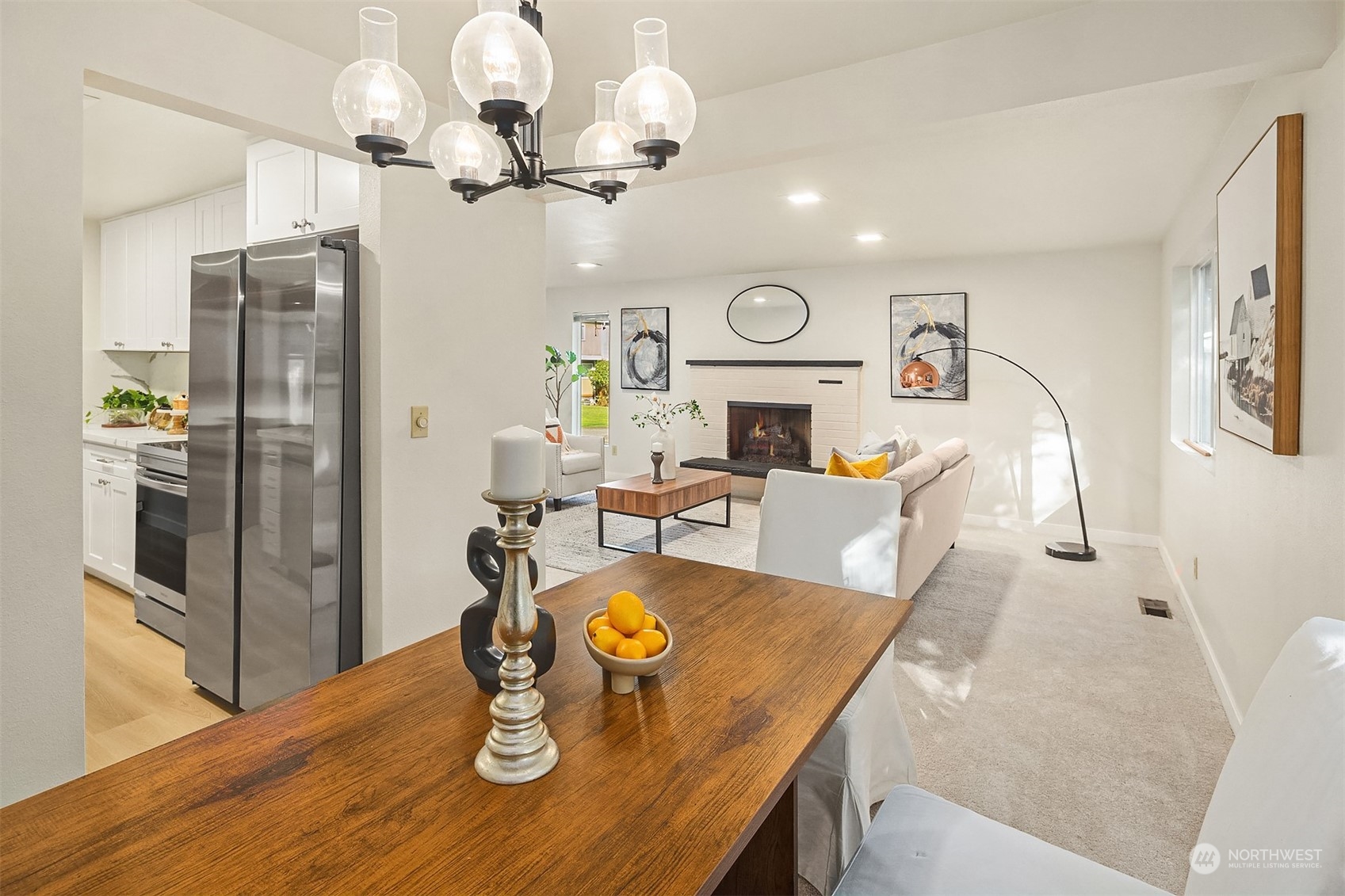16017 Wallingford Avenue Property Photo 10