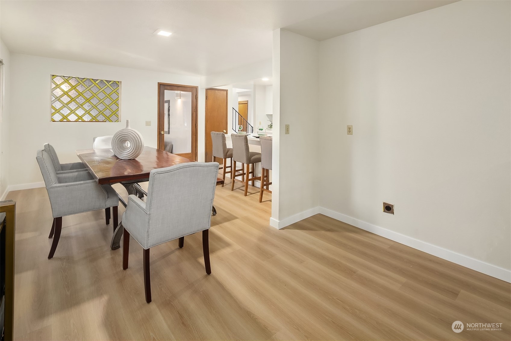 16017 Wallingford Avenue Property Photo 16