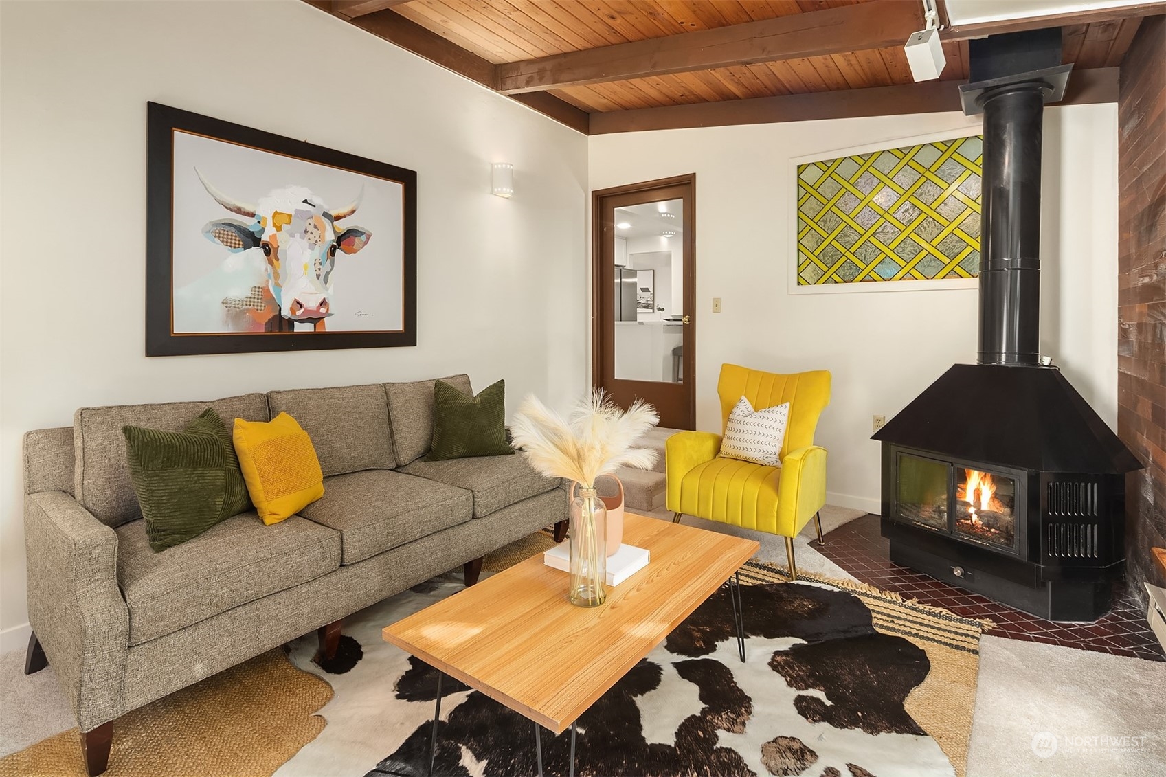 16017 Wallingford Avenue Property Photo 17