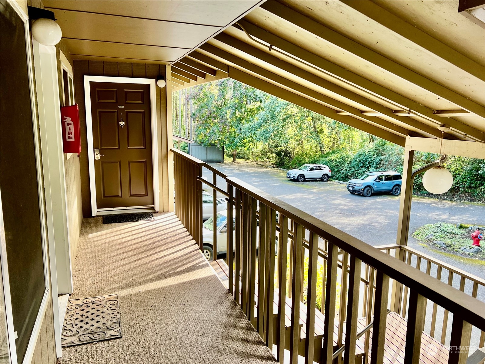 172 Lover's Lane B201 Property Photo 4