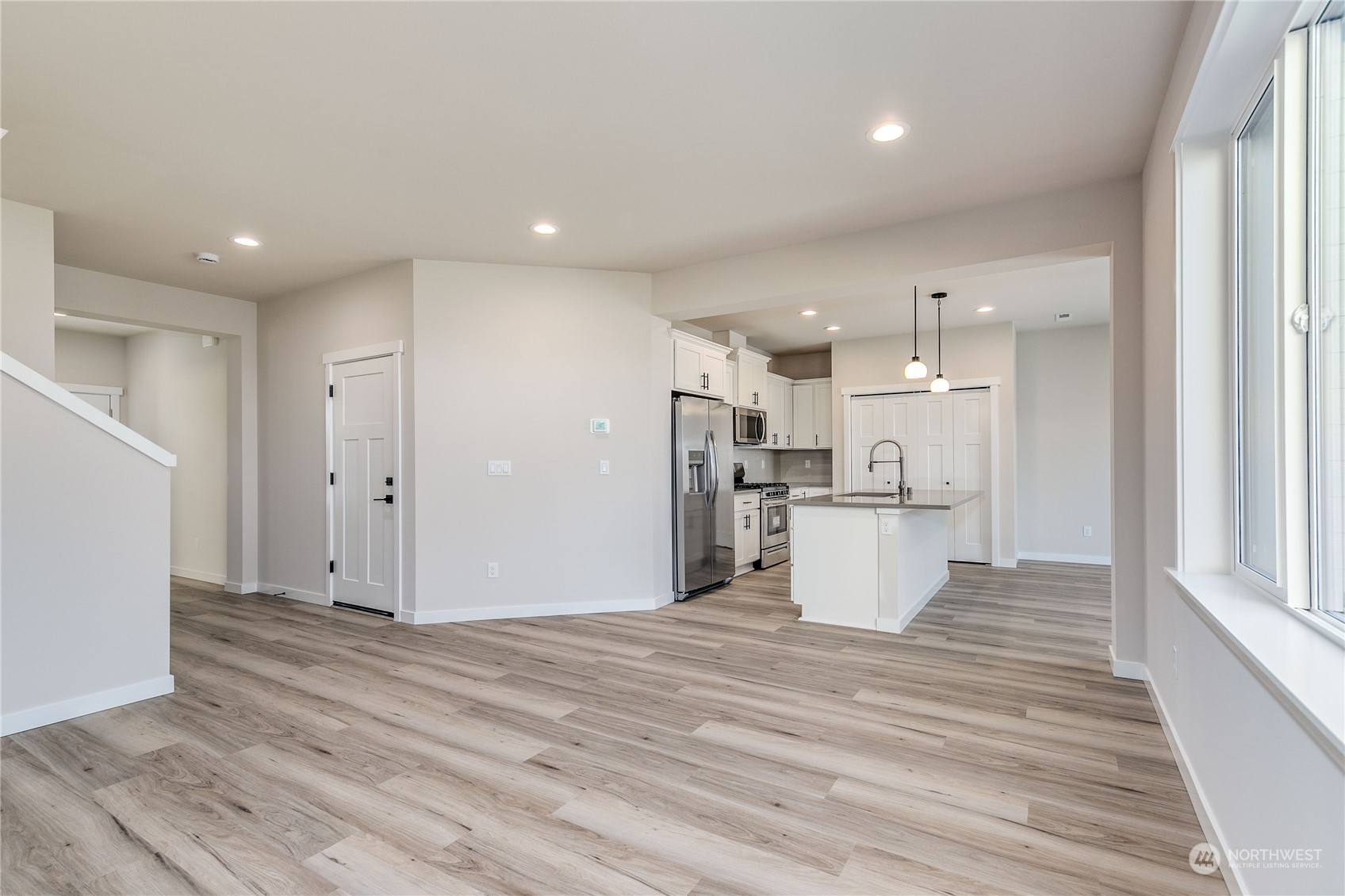 5013 Nw Cedarside Loop Property Photo 8