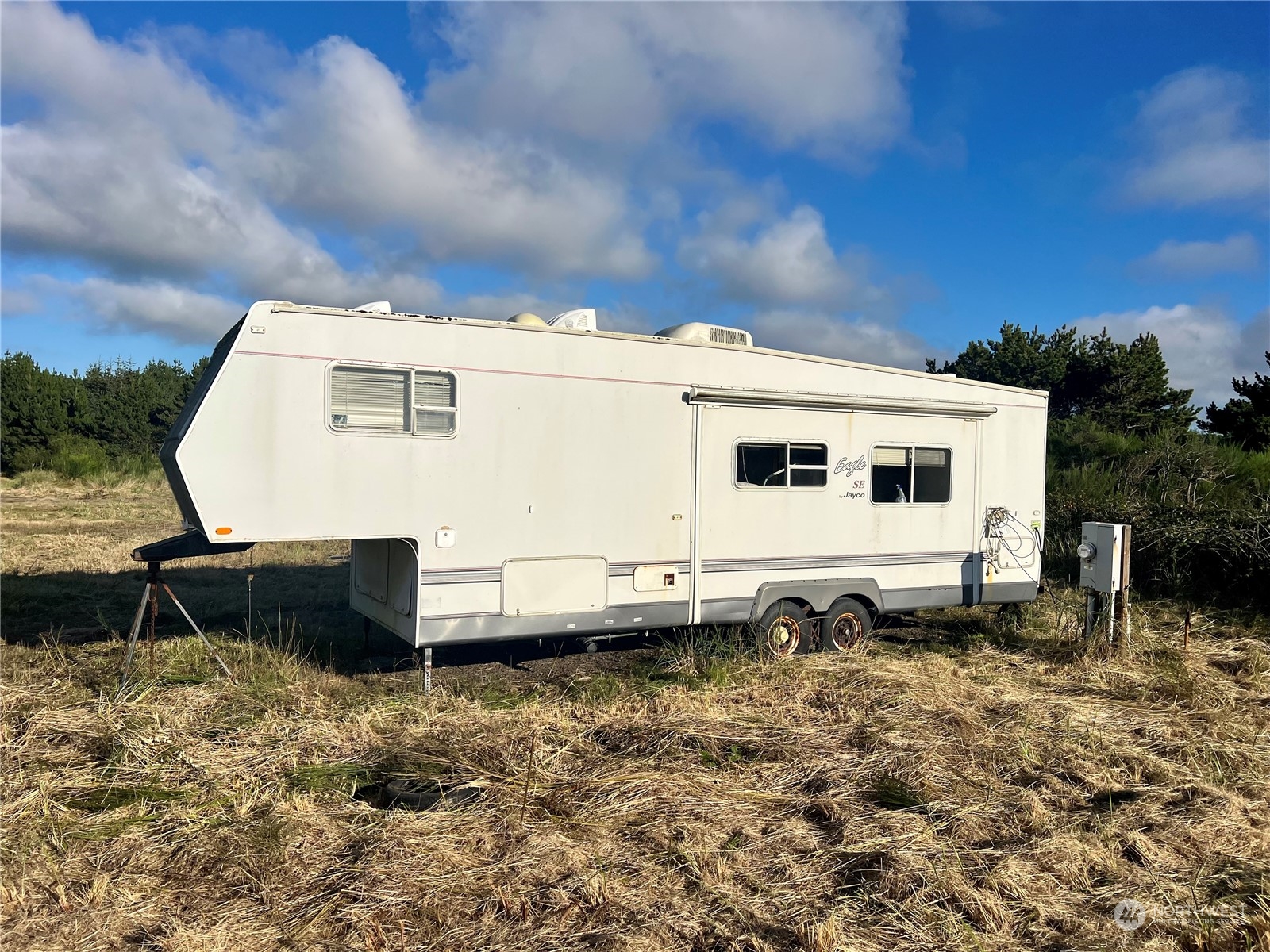 2081 State Route 105 Highway Property Photo 24