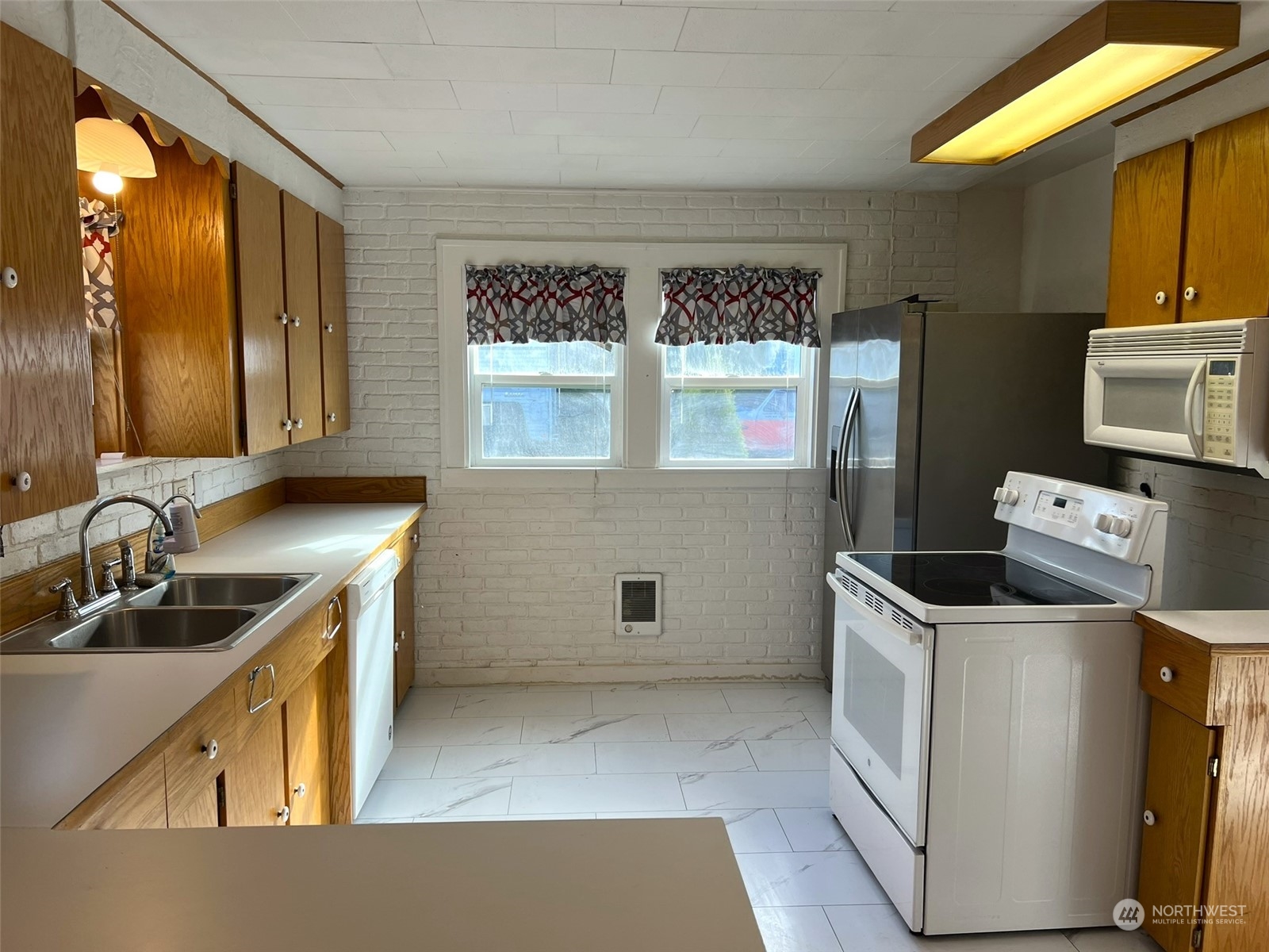 502 Central Avenue Property Photo 11